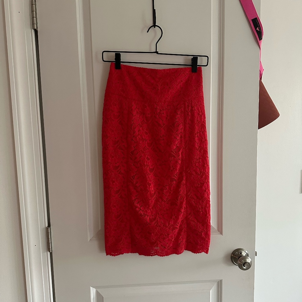 SOLD 🍒 Express Red Lace High Waisted Midi Pencil Skirt NWT